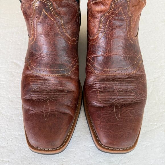 Size 10EE - Ariat Heritage Roughstock VentTEK square toe western boots 10019980 main image 9